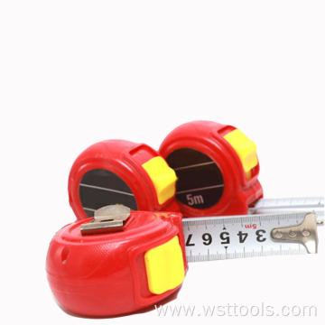 Retractable Tape Measure with Metric Marked Steel Blade